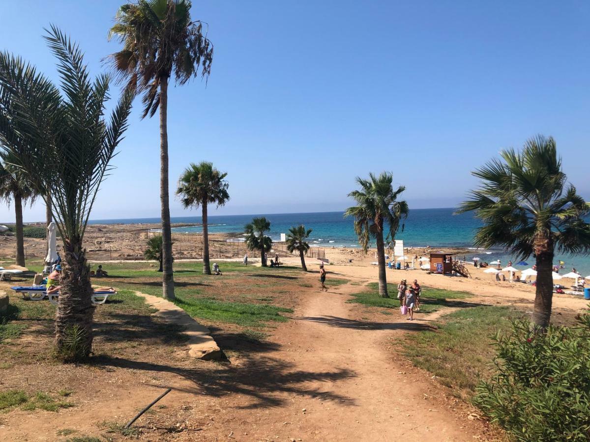 Royal Seacrest Apartment Paphos Exterior foto