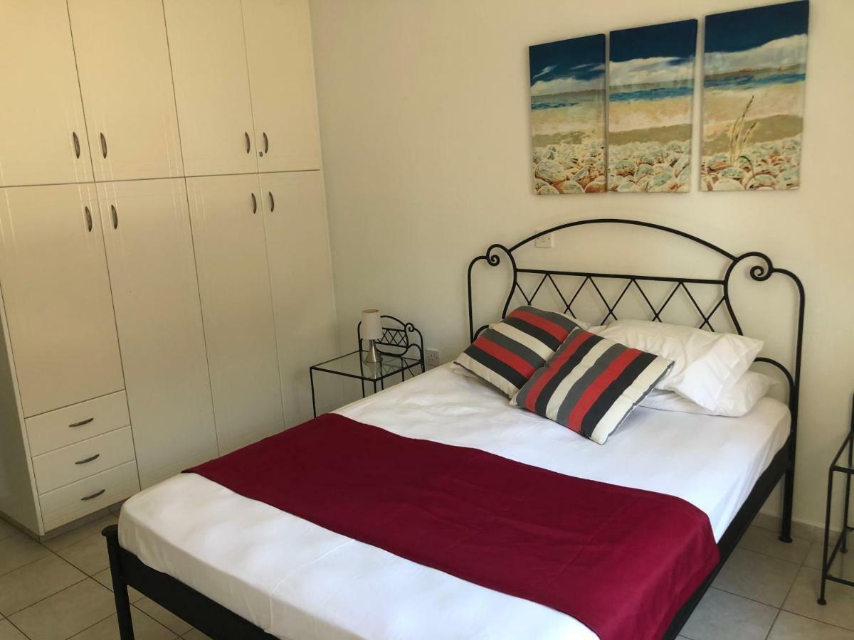 Royal Seacrest Apartment Paphos Exterior foto